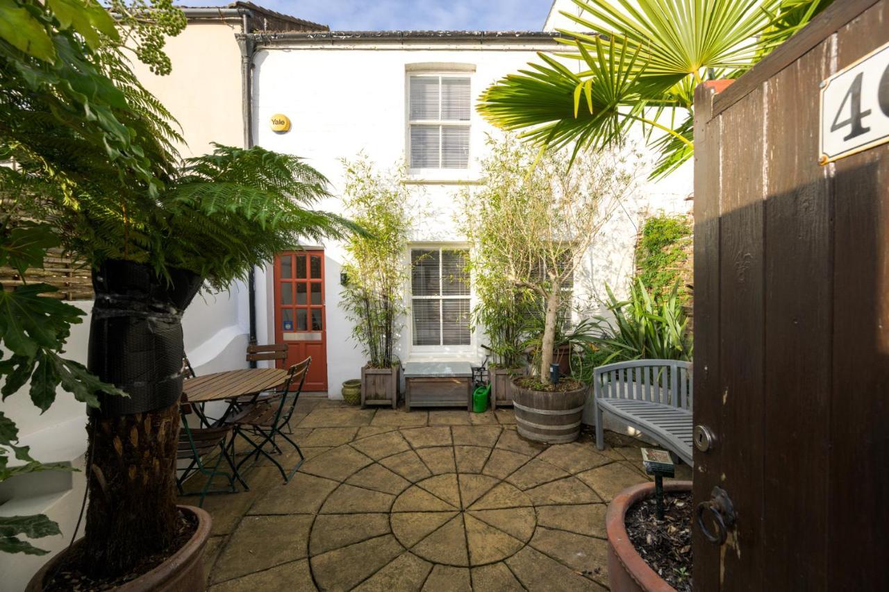 Delightful Bird Sisters Cottage With Free Parking Brighton Dış mekan fotoğraf